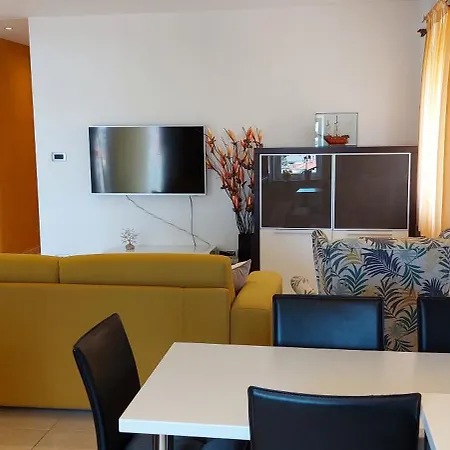 Apartment Adriana